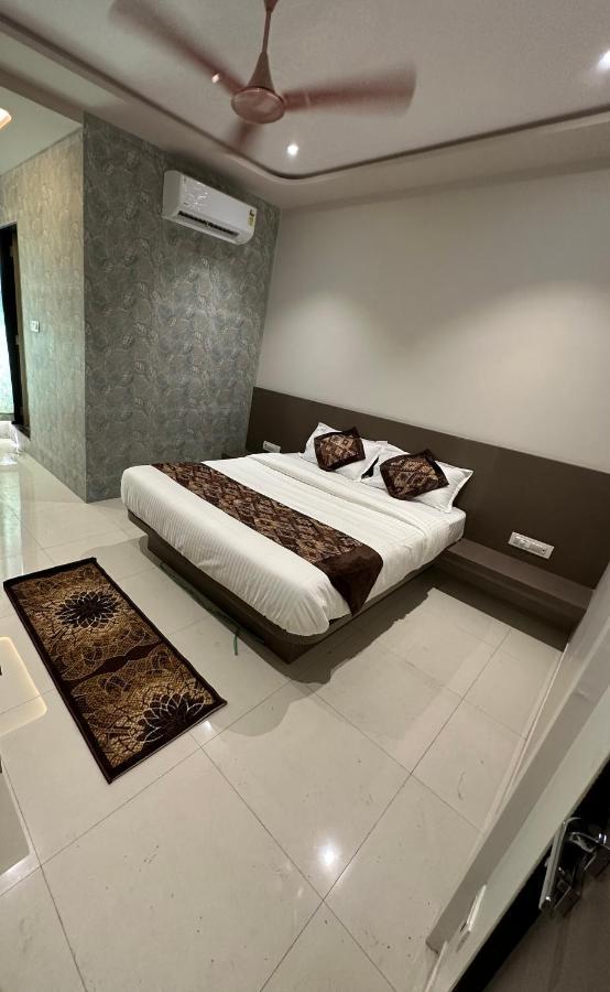 Jp Garden & Lawn Hotel Sasupada ภายนอก รูปภาพ